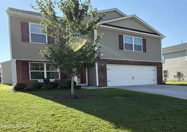 Photo 1 of Single family home for sale at 917 Riverstone Dr, Greenville, NC 27858 | MLS# 100592847 | Listing updated on 2026-09-03