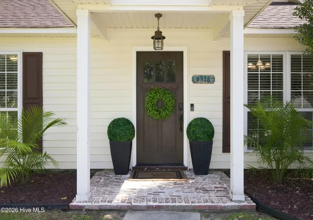 Photo 3 of Single family home for sale at 4316 Wynfield Dr, Wilmington, NC 28405 | MLS# 100602847 | Listing updated on 2026-09-17