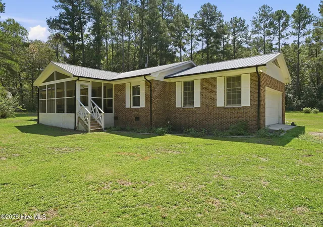 Photo 2 of Single family home for sale at 1477 Marks Crk Church Rd, Laurel Hill, NC 28351 | MLS# 100601764 | Listing updated on 2026-09-14