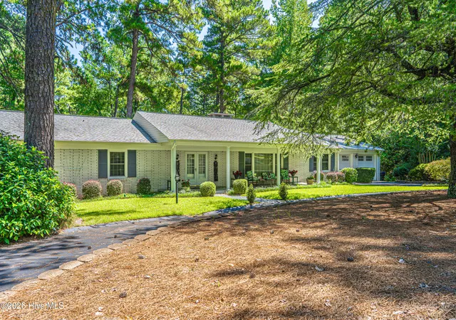Photo 1 of Single family home for sale at 105 Canterbury Rd, Southern Pines, NC 28387 | MLS# 100602802 | Listing updated on 2026-09-16