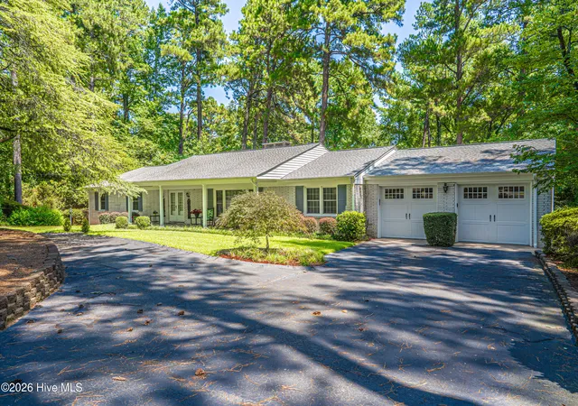 Photo 3 of Single family home for sale at 105 Canterbury Rd, Southern Pines, NC 28387 | MLS# 100602802 | Listing updated on 2026-09-16