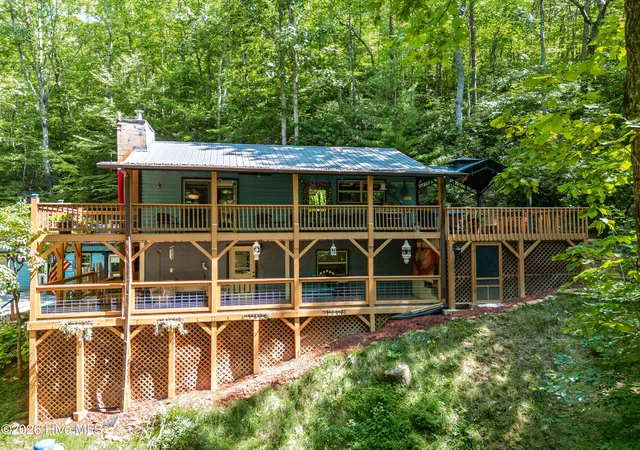 Photo 1 of Single family home for sale at 122 Hidden Valley Rd, Murphy, NC 28906 | MLS# 100600904 | Listing updated on 2026-09-13