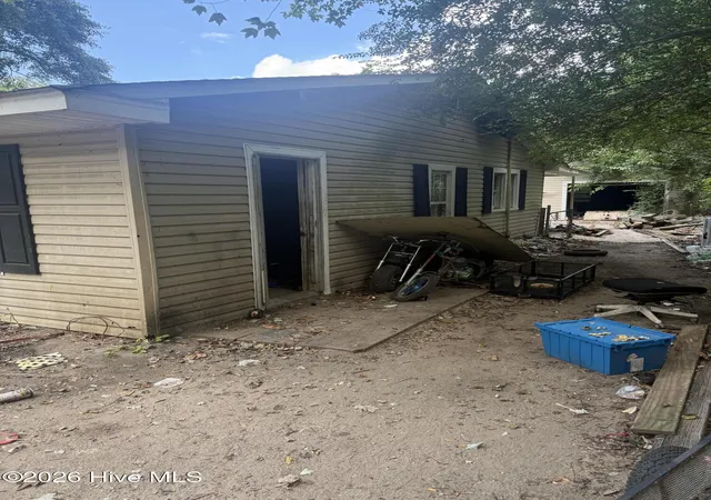 Photo 2 of Single family home for sale at 1068 Sullivan Rd, Kinston, NC 28504 | MLS# 100607329 | Listing updated on 2026-10-20