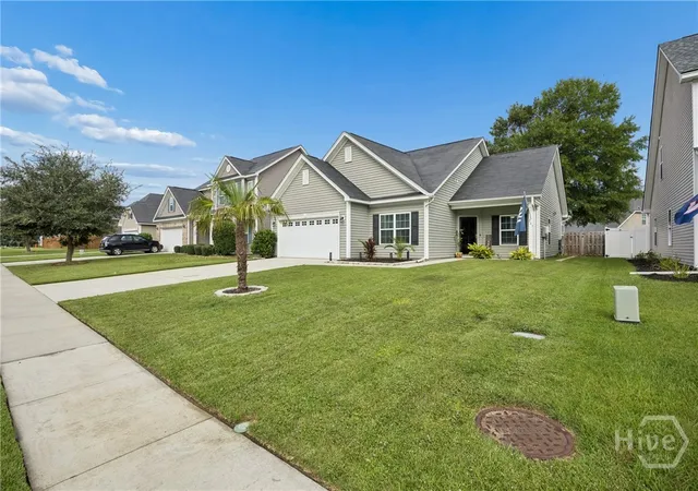 Photo 2 of Single family home for sale at 347 Casey Dr, Pooler, GA 31322 | MLS# SA365142 | Listing updated on 2026-10-28