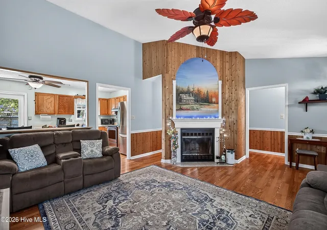 Photo 4 of Single family home for sale at 500 Nutfield Dr, Hubert, NC 28539 | MLS# 100602578 | Listing updated on 2026-09-15