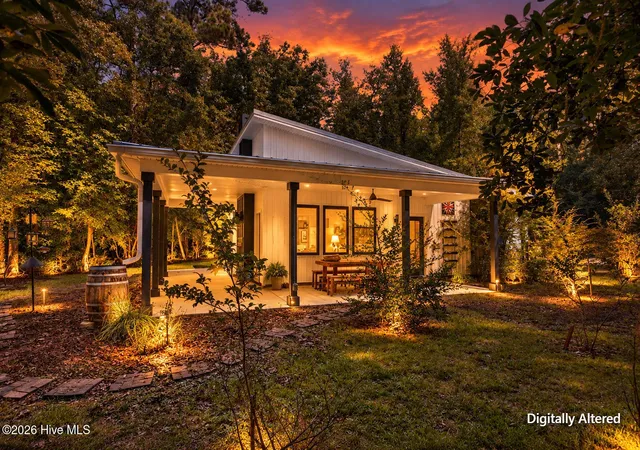 Photo 1 of Single family home for sale at 122 Progress Dr, Burgaw, NC 28425 | MLS# 100601950 | Listing updated on 2026-09-09