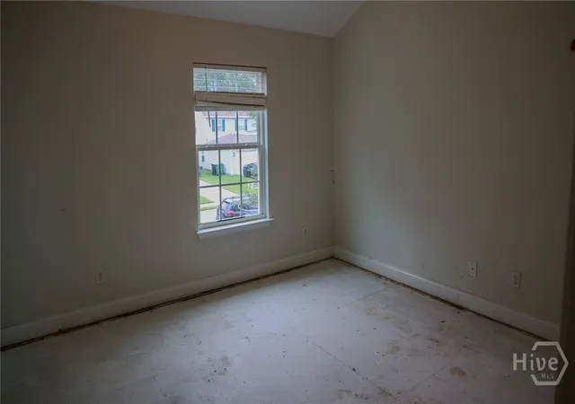 Photo 2 of Single family home for sale at 81 Ristona Dr, Savannah, GA 31419 | MLS# SA362678 | Listing updated on 2026-10-09