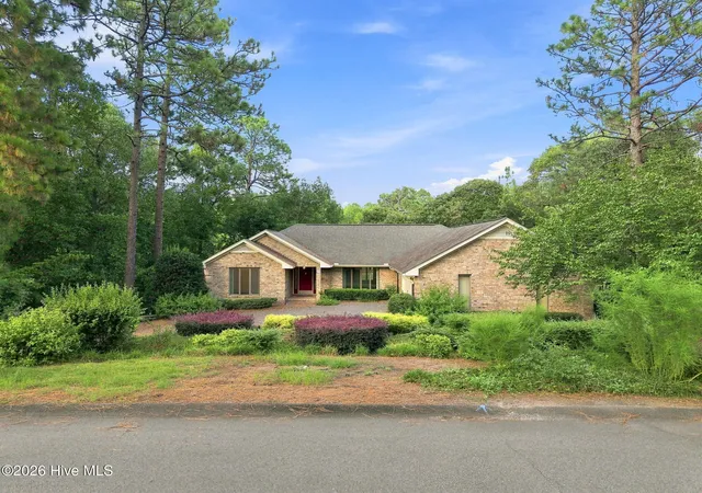 Photo 1 of Single family home for sale at 100 Sakonnet Trl, Pinehurst, NC 28374 | MLS# 100600730 | Listing updated on 2026-09-10