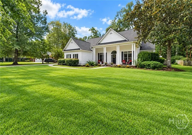 Photo 1 of Single family home for sale at 47 Myrtlewood Dr, Savannah, GA 31405 | MLS# SA364039 | Listing updated on 2026-09-10