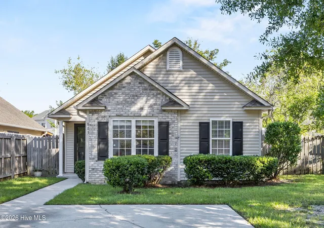 Photo 1 of Single family home for sale at 803 Grathwol Dr, Wilmington, NC 28405 | MLS# 100602620 | Listing updated on 2026-09-24