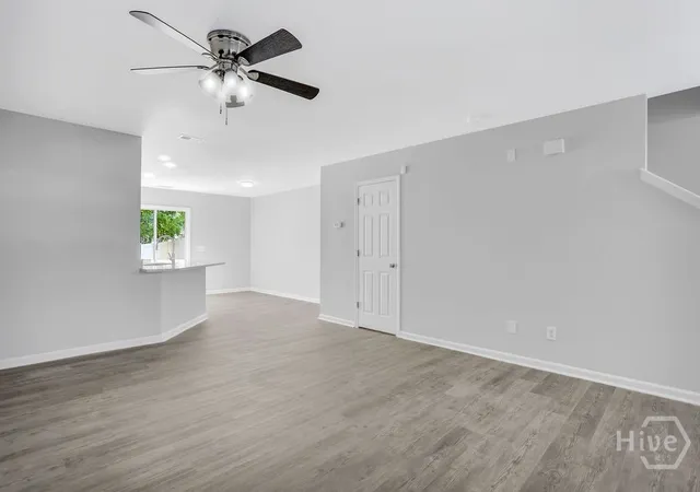 Photo 4 of Townhouse for sale at 331 Hitching Post Ln, Pooler, GA 31322 | MLS# SA366626 | Listing updated on 2026-10-27