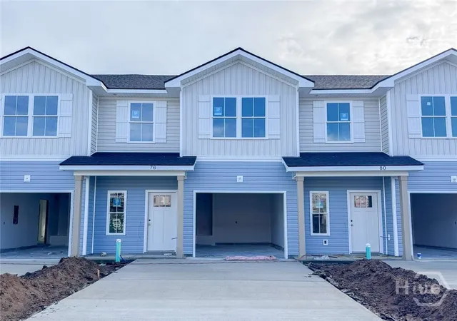 Townhouse for sale at 76 Lincoln Ln, Hinesville, GA 31313 | MLS# SA362158