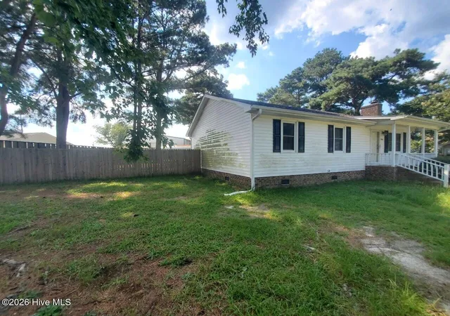 Photo 3 of Single family home for sale at 446 Farmingwood Rd, Greenville, NC 27858 | MLS# 100601480 | Listing updated on 2026-09-04