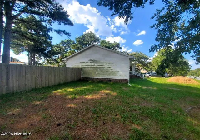 Photo 3 of Single family home for sale at 446 Farmingwood Rd, Greenville, NC 27858 | MLS# 100601480 | Listing updated on 2026-09-04