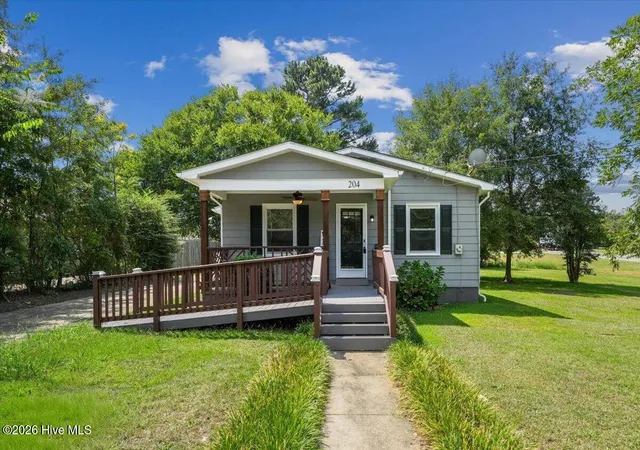 Photo 2 of Single family home for sale at 204 E Branch St, Benson, NC 27504 | MLS# 100600231 | Listing updated on 2026-09-16