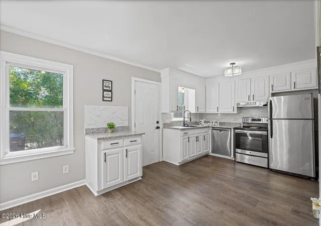 Photo 3 of Single family home for sale at 204 E Branch St, Benson, NC 27504 | MLS# 100600231 | Listing updated on 2026-09-16