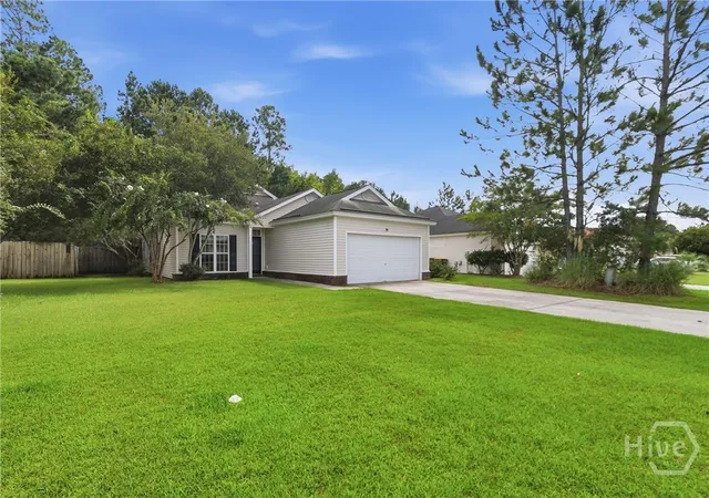 Photo 2 of Single family home for sale at 27 Hartland Ct, Savannah, GA 31407 | MLS# SA364226 | Listing updated on 2026-09-15
