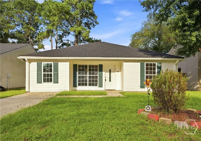 Photo 3 of Single family home for sale at 7221 Garfield St, Savannah, GA 31406 | MLS# SA364008 | Listing updated on 2026-09-04