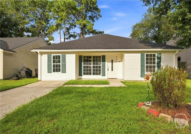 Photo 4 of Single family home for sale at 7221 Garfield St, Savannah, GA 31406 | MLS# SA364008 | Listing updated on 2026-09-04