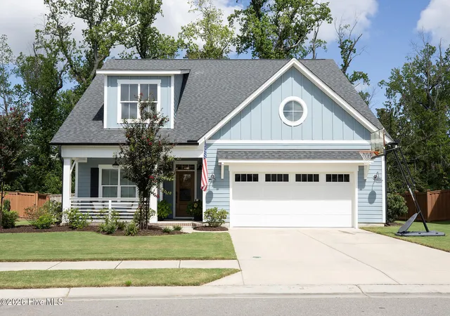 Photo 2 of Single family home for sale at 2520 Lakeside Cir, Wilmington, NC 28401 | MLS# 100602810 | Listing updated on 2026-09-13
