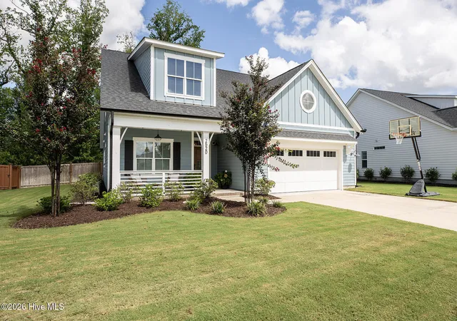 Photo 3 of Single family home for sale at 2520 Lakeside Cir, Wilmington, NC 28401 | MLS# 100602810 | Listing updated on 2026-09-13