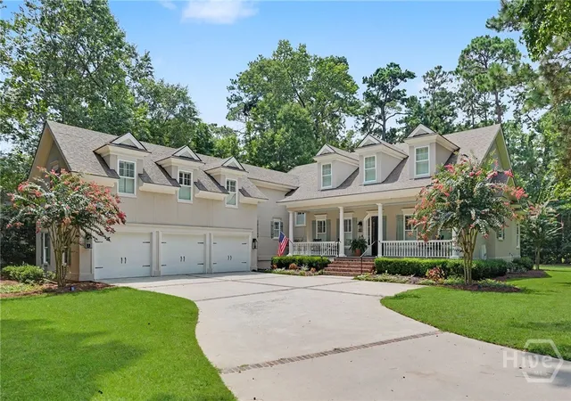 Photo 1 of Single family home for sale at 5 Butterback Ln, Savannah, GA 31411 | MLS# SA361434 | Listing updated on 2026-09-09