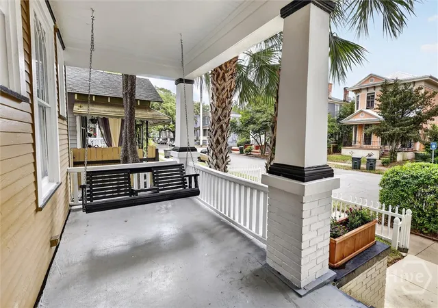 Photo 3 of Single family home for sale at 310 W 39th Street, Savannah, GA 31401 | MLS# SA355395 | Listing updated on 2026-09-08