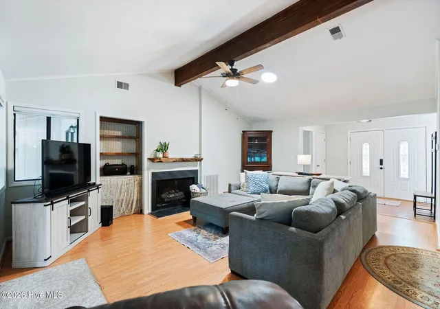 Photo 3 of Single family home for sale at 39 Swamp Fox Dr, Carolina Shores, NC 28467 | MLS# 100601228 | Listing updated on 2026-09-17