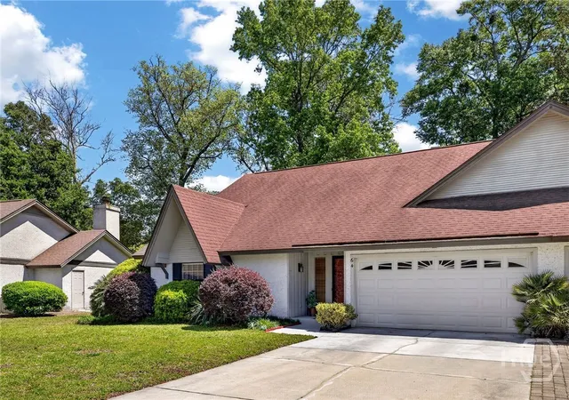 Photo 2 of Townhouse for sale at 64 Shipwatch Rd, Savannah, GA 31410 | MLS# SA353398 | Listing updated on 2026-09-02