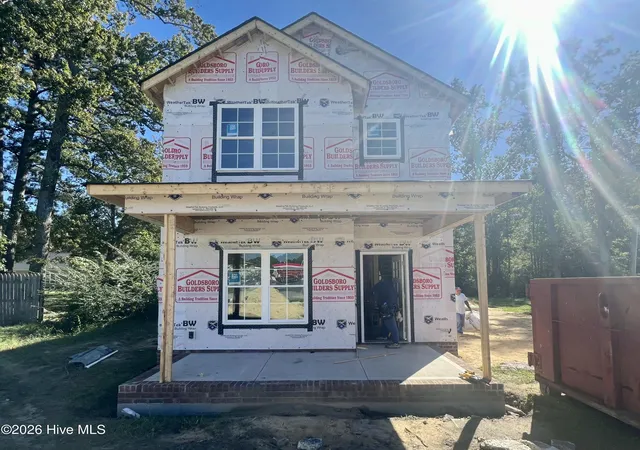 Photo 1 of Single family home for sale at 404 S Gardner Ave, Kenly, NC 27542 | MLS# 100611026 | Listing updated on 2026-10-20