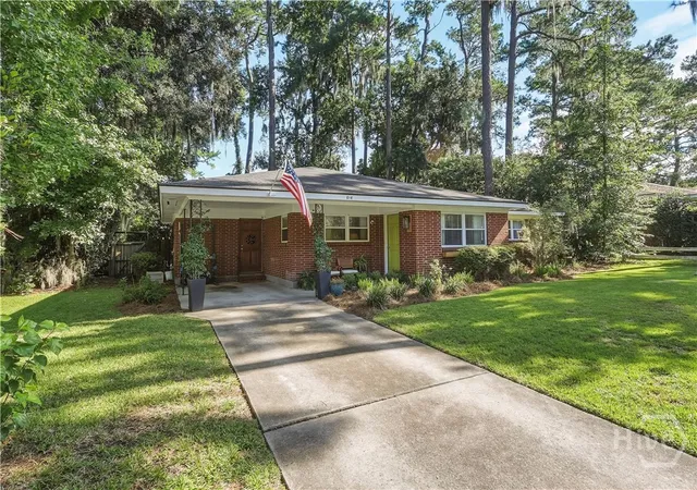 Photo 2 of Single family home for sale at 614 Early St, Savannah, GA 31405 | MLS# SA364414 | Listing updated on 2026-09-14