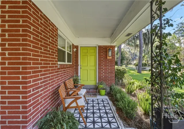 Photo 3 of Single family home for sale at 614 Early St, Savannah, GA 31405 | MLS# SA364414 | Listing updated on 2026-09-14