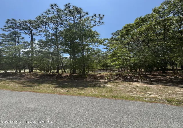 Photo 1 of Land for sale at 620 Mohawk Rd, Southport, NC 28461 | MLS# 100582903 | Listing updated on 2026-09-12