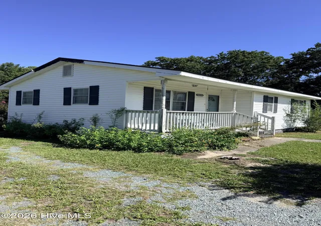 Photo 3 of Single family home for sale at 13285 Us Hwy 17, Hampstead, NC 28443 | MLS# 100600331 | Listing updated on 2026-09-01