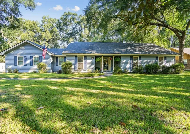 Photo 1 of Single family home for sale at 16 Sandown Rd, Savannah, GA 31419 | MLS# SA365273 | Listing updated on 2026-10-18