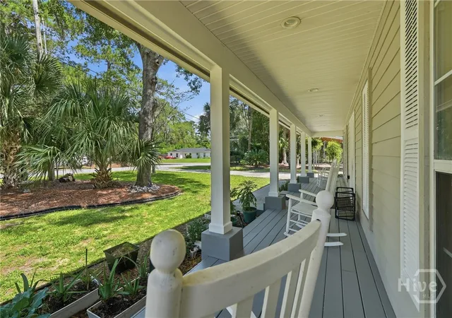 Photo 4 of Single family home for sale at 5 Nilsson Dr, Savannah, GA 31410 | MLS# SA358293 | Listing updated on 2026-09-11