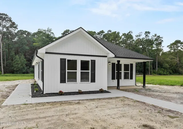 Photo 3 of Single family home for sale at 1399 Bowdens Rd, Warsaw, NC 28398 | MLS# 100601991 | Listing updated on 2026-09-21