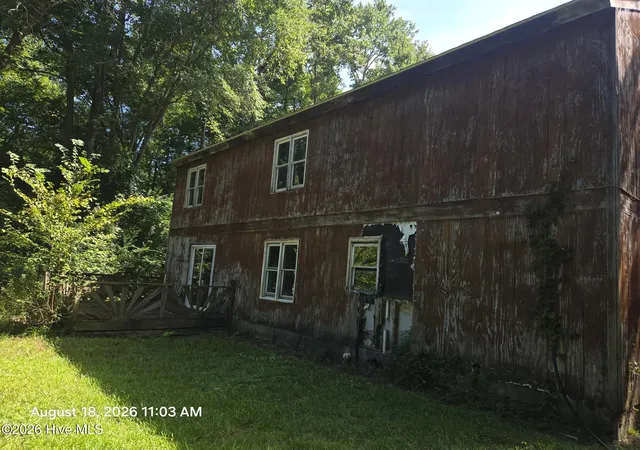 Photo 20 of Single family home for sale at 7392 US Hwy 17 S, Pollocksville, NC 28573 | MLS# 100602947 | Listing updated on 2026-10-09