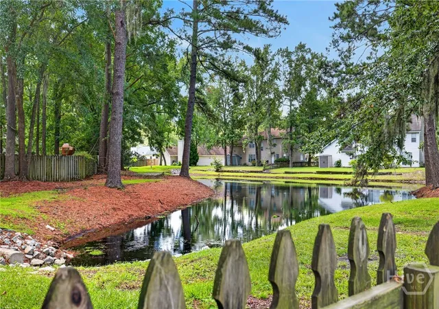 Photo 3 of Single family home for sale at 107 W White Hawthorne Dr, Savannah, GA 31419 | MLS# SA364002 | Listing updated on 2026-09-13
