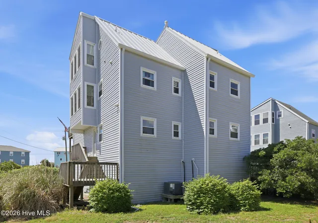 Photo 3 of House for sale at 8710 Ocean View Dr #W, Emerald Isle, NC 28594 | MLS# 100610324 | Listing updated on 2026-10-14