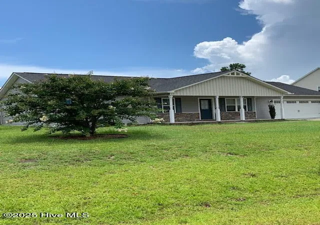 Photo 3 of Single family home for sale at 716 Addor Dr, Richlands, NC 28574 | MLS# 100601844 | Listing updated on 2026-09-07