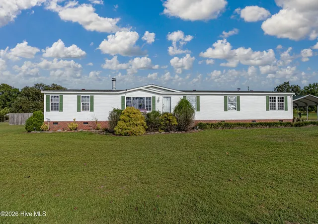 Photo 1 of Manufactured home for sale at 135 Bowden Rd, Mount Olive, NC 28365 | MLS# 100603541 | Listing updated on 2026-09-15