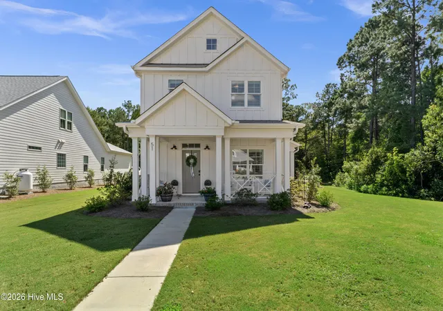 Photo 1 of Single family home for sale at 51 W Singing Ave, Hampstead, NC 28443 | MLS# 100603044 | Listing updated on 2026-09-18