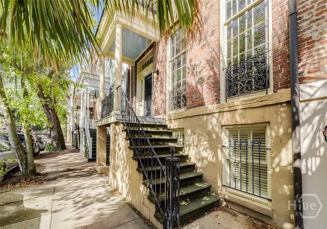 Photo 1 of Multi family home for sale at 28 E Taylor St, Savannah, GA 31401 | MLS# SA338941 | Listing updated on 2026-09-01