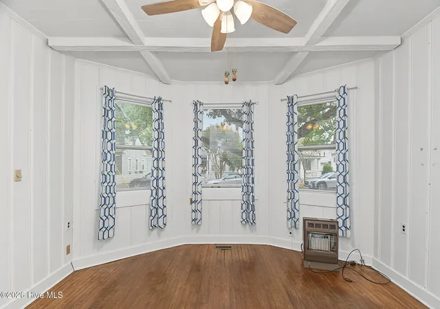 Photo 4 of Single family home for sale at 212 Orange St, Beaufort, NC 28516 | MLS# 100610511 | Listing updated on 2026-10-28