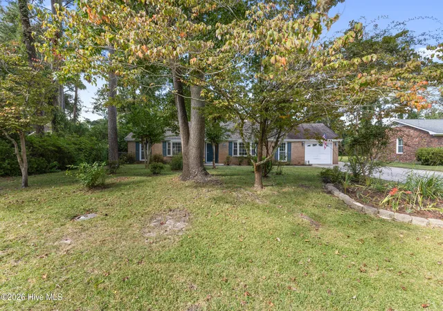 Photo 2 of Single family home for sale at 763 Brunswick Pl Se, Belville, NC 28451 | MLS# 100608187 | Listing updated on 2026-10-28