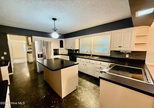 Photo 2 of Single family home for sale at 70 Windmere Rd, Pinehurst, NC 28374 | MLS# 100600648 | Listing updated on 2026-09-14