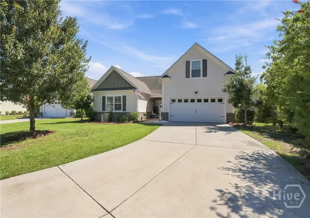 Photo 2 of Single family home for sale at 4 Catteshall Ln, Pooler, GA 31322 | MLS# SA365670 | Listing updated on 2026-10-19