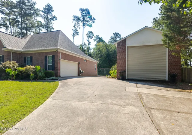Photo 3 of Single family home for sale at 4816 Silver Lake Dr, Evans, GA 30809 | MLS# 100600604 | Listing updated on 2026-09-14