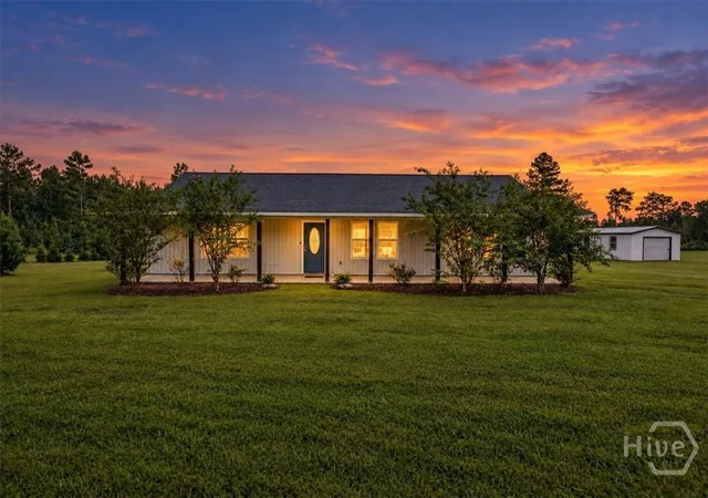 Photo 1 of Single family home for sale at 826 Modoc Dr, Swainsboro, GA 30401 | MLS# SA364346 | Listing updated on 2026-10-12